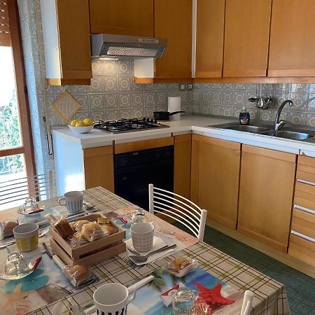 Casa vacanze La Pergola Itri Esterno foto