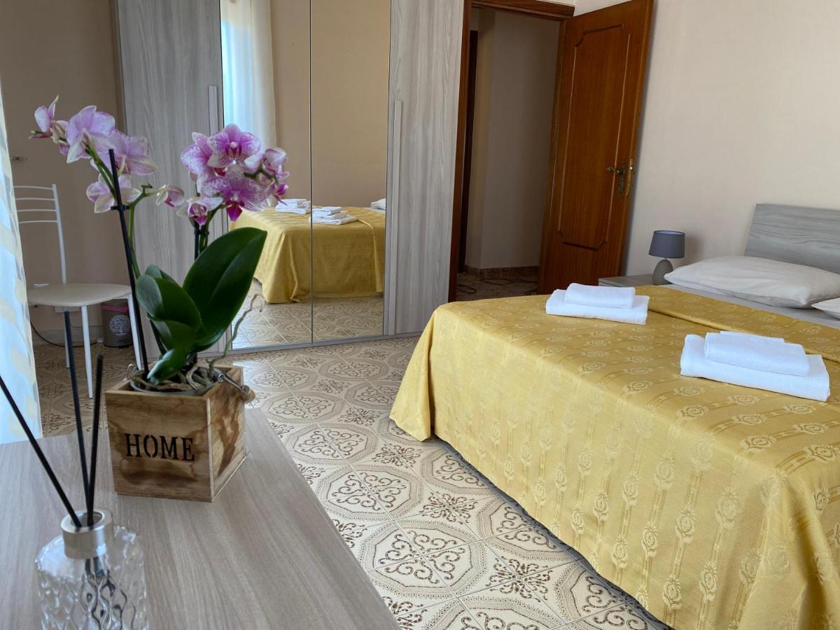 Casa vacanze La Pergola Itri Esterno foto